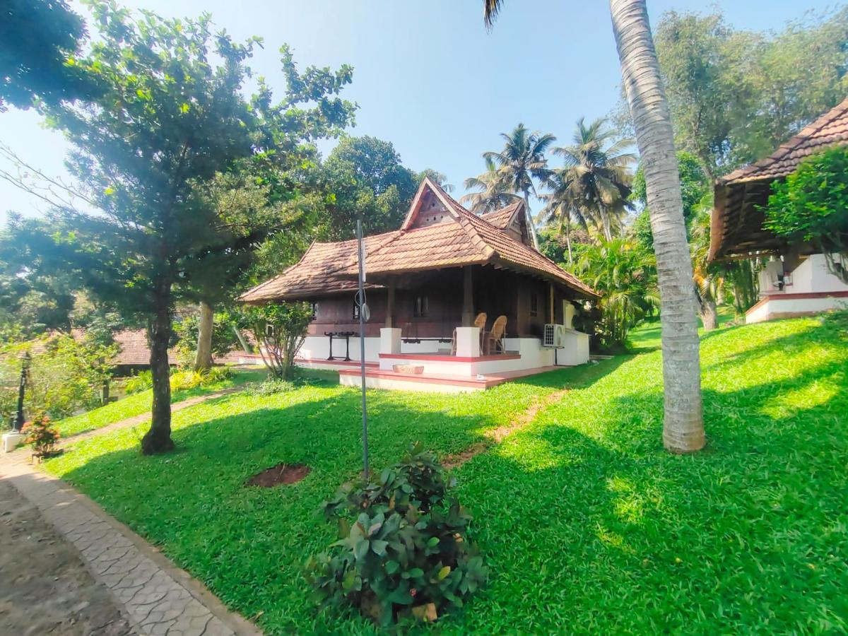 The Travancore Heritage Beach Resort Kovalam Buitenkant foto